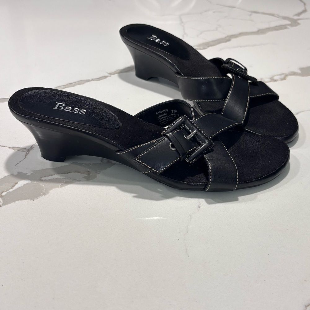 G.H. Bass Women's Toni Black Leather Buckle Slide Slip-on Sandals Heels Size 7